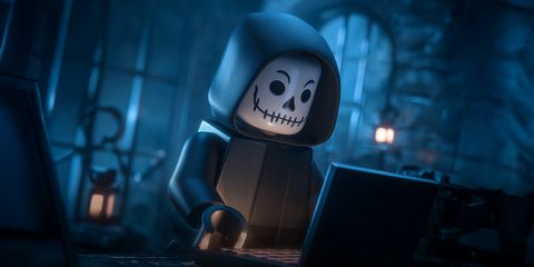 Roblox вернулся не один: преступники через фейковые сайты предлагают 1000 робуксов и угоняют аккаунты мессенджеров