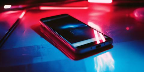 Больше половины россиян скачивали непроверенные приложения из Интернета