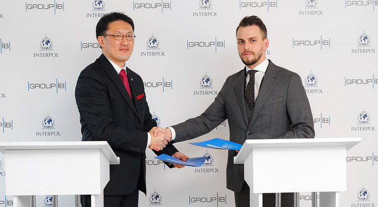 Нобору Накатани и Илья Сачков подписали соглашение о сотрудничестве между Интерполом и Group-IB